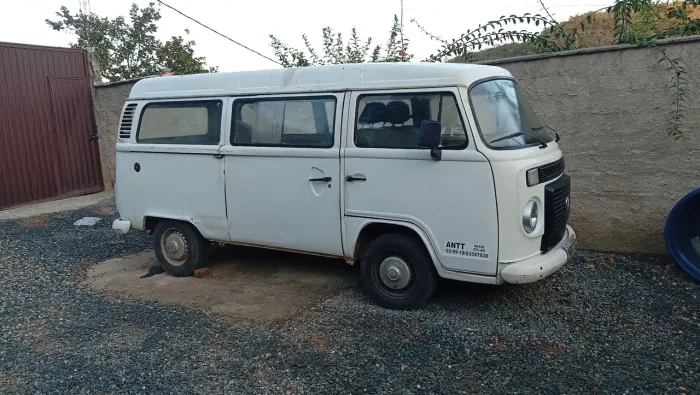 Volkswagen Kombi Standard/ Luxo/ Serie Prata 2006