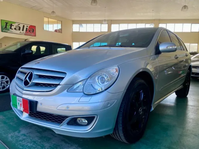 Mercedes-Benz Classe R 500 5.0 V8 306cv Aut. 2006