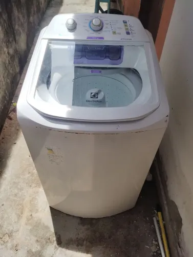MÁQUINA DE LAVAR PARA RETIRADA DE PEÇAS