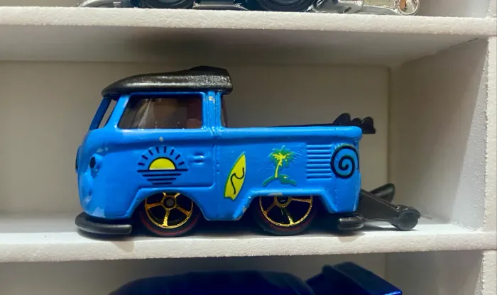 VW Kool kombi hot wheels Custom 