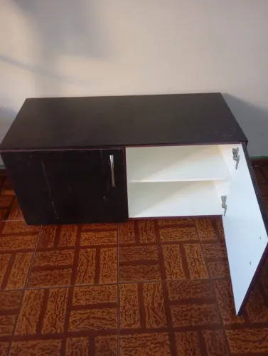 Armário de chão duas portas