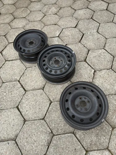 Rodas aro 14 Polegadas 2 Fiat e 1 Volks