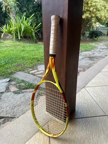 Raquete babolat modelo pure aero edição Roland Garros 2023