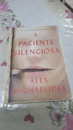 Livro "A Paciente Silenciosa" - Alex Michaelides