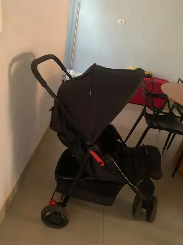 Carrinho de bebê Cosco