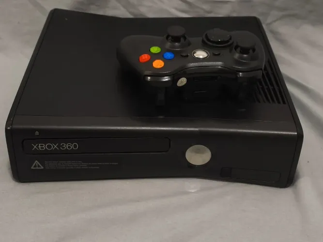 Xbox 360 slim desbloqueado + kit