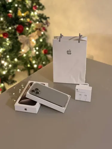 iPhone 15 Pro Max 256GB | Impecável | Comprado nos EUA | Completo + Brindes