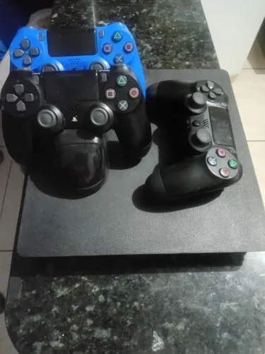 Playstation 4 slin 1 tb