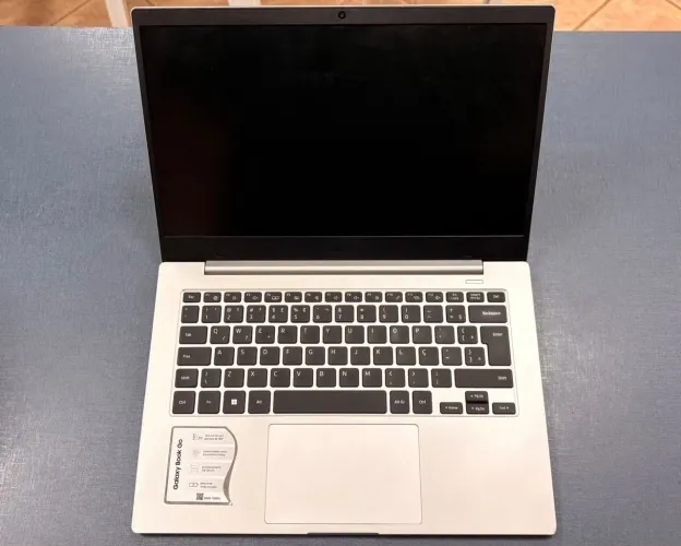 Laptop Galaxy Book Go seminovo