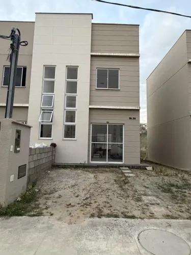 Casa Vilage em condomínio papagaio