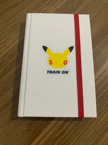 Caderneta Pokémon 30 anos
