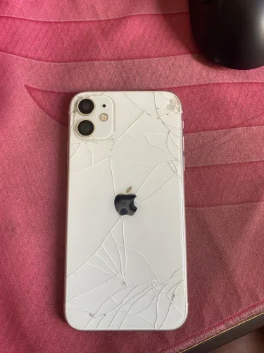 iPhone 11 branco 128gb