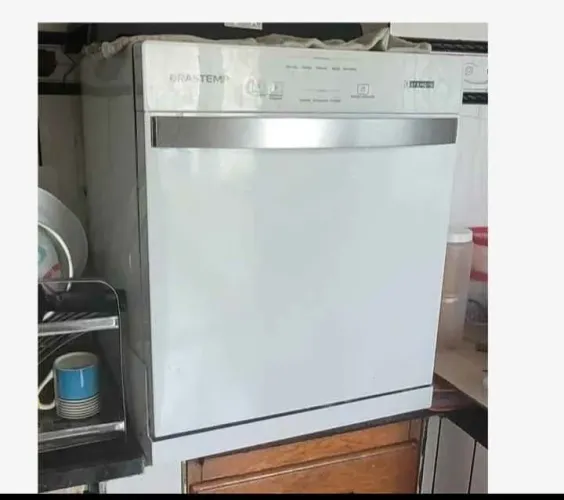 Máquina de lavar louça Brastemp 