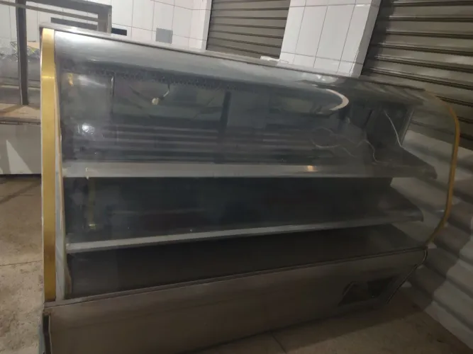 Balcões expositores refrigerados