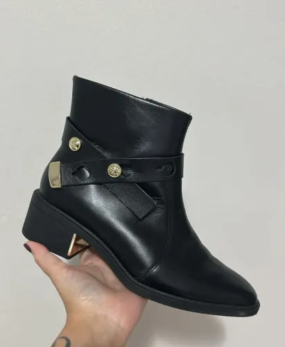 Bota couro 