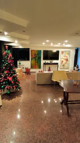 VENDE- SE APTO COM 05 QUARTOS NA ALDEOTA- FORTALEZA, CE!!!