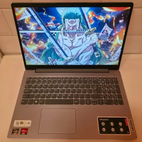 Notebook Lenovo Ryzen 7 5700U - 8Gb Ram - Vega 8 - 512Gb SSD