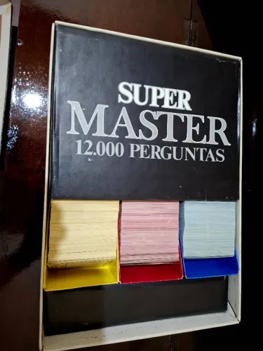 JOGO DE TABULEIRO SUPER MASTER