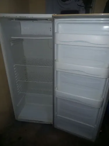 Geladeira esmaltec