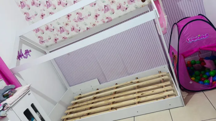 Cama montessorina solteiro. Perfeito estado 