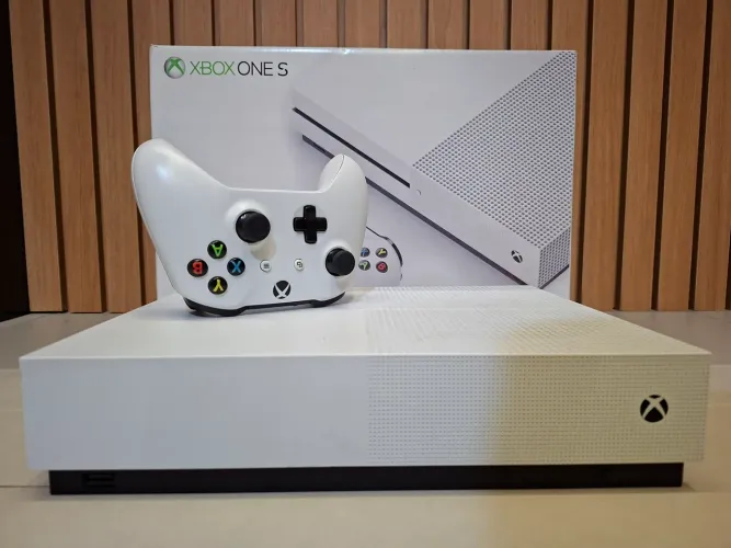 Xbox One s 500GB (Aceito Cartão)