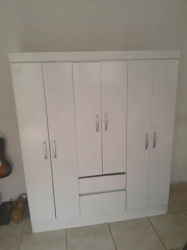 Guarda Roupa 6 portas 2 gavetas 