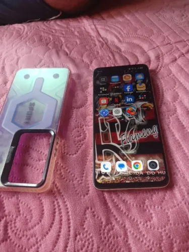 Estou vendendo esse celular realme c75 no valor de 800 reais