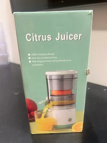 Espremedor Portatil de Frutas USB Tipo C Novo na Caixa