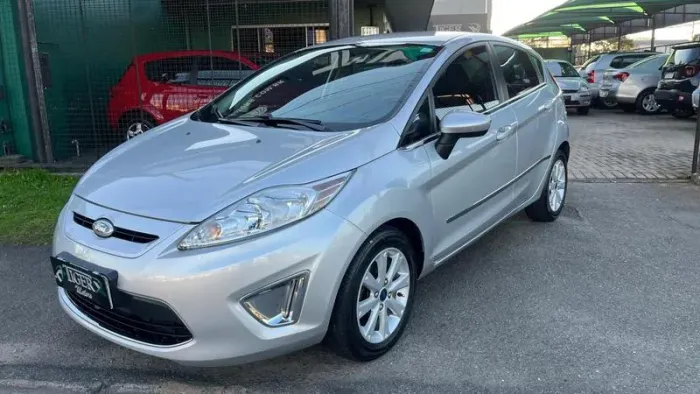 Ford Fiesta SEL 1.6 16V Flex Mec. 5P 2012