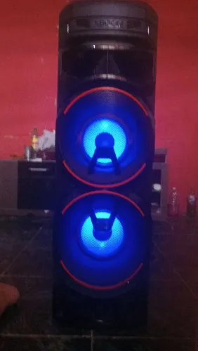 Torre LG xbom 
