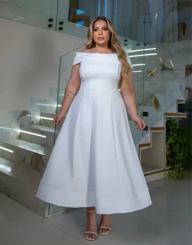 Vestido plus size - Casamento civil - noiva midi longo e rodado