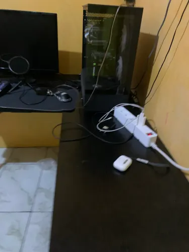 VENDO MESA DE ESCRITORIO