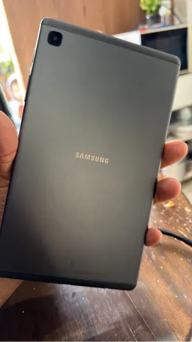 Tab A7 Lite com entrada pra chip