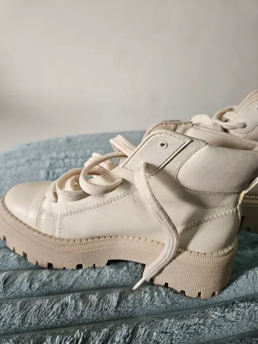 Bota arezzo 34 usada 2 X