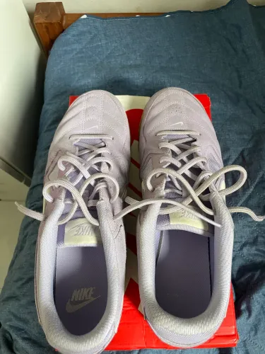 Chuteira / tênis Nike gato 