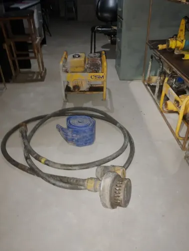 Motor Estacionário gasolina e bomba mangote 3 o. mais mangueira  de 10 m
