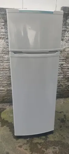 Geladeira Consul dúplex 