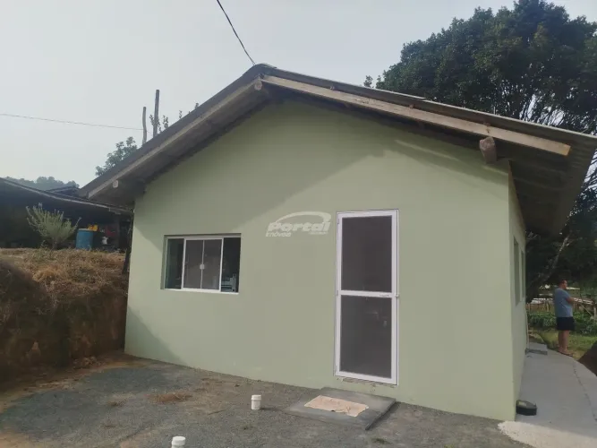 Excelente Loja Mobiliada no Bairro Itoupavazinha