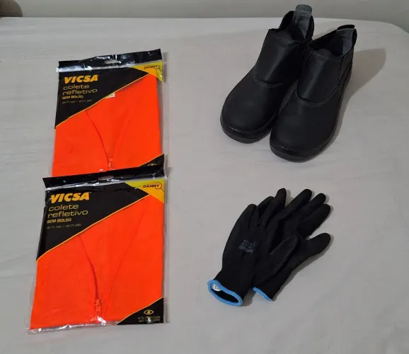 KIT EPI (Botas, Luvas e 2 Coletes)