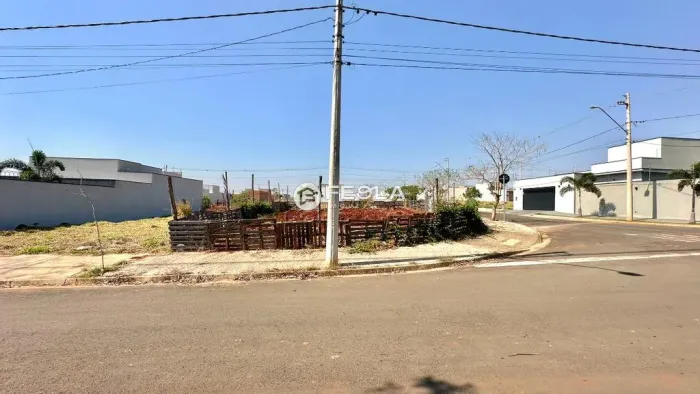 Terreno à venda em Santa Bárbara D'Oeste, Jardim Itapuã, com 357 m²