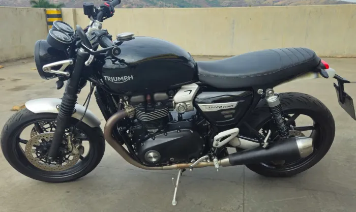 SPEED TWIN 1200