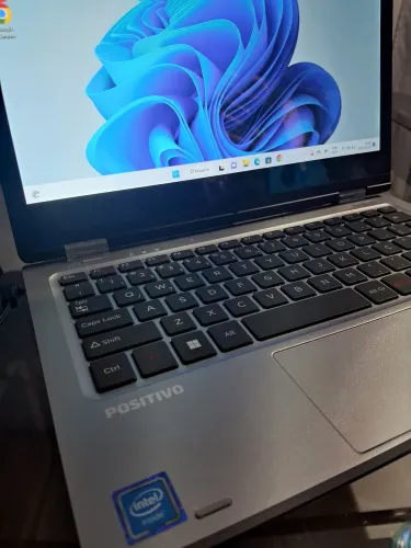 Notebook 2 em 1 Positivo Duo Touchscreen - Estado de Novo (128GB / 4GB)
