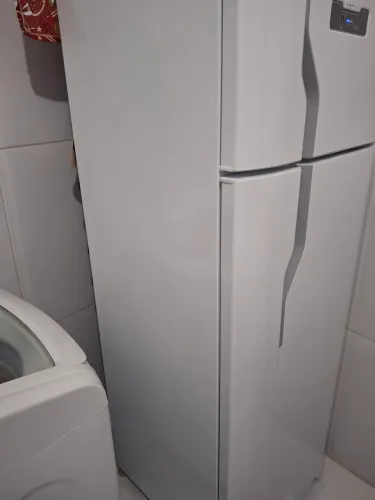 Geladeira muito nova