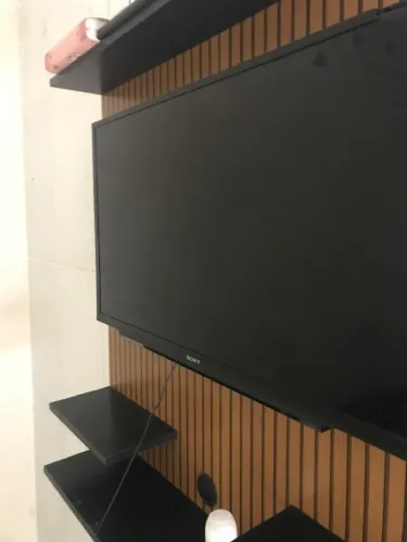 Tv tela branca mas funciona totalmente