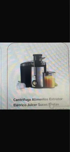 Centrífuga de alimentos elétrica Britânia Juicer 700 preta com acessórios