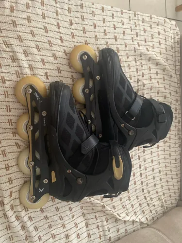 Patins 4 rodas de led marca da KTO