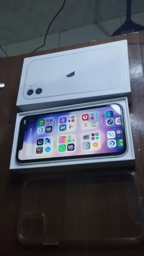 iPhone 11 