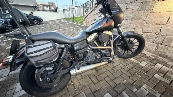 Harley-Davidson Dyna Club Style