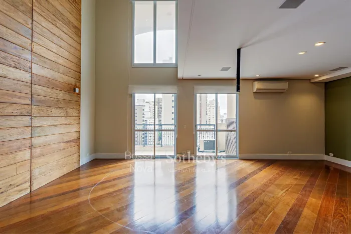 Apartamento duplex com espaço gourmet no Contemporâneo Moema