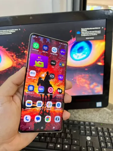 Moto Edge 30 ultra